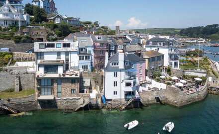Orestone End coastal home overlooking the sea in Salcombe, Devon.